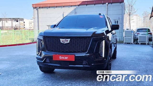 Cadillac Escalade 5세대 ESV Sport Platinum, 2025 3