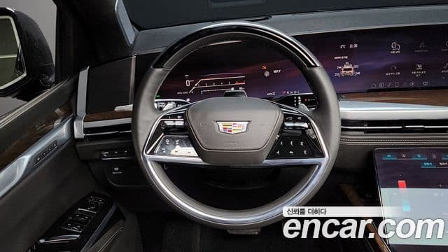 Cadillac Escalade 5세대 ESV Sport Platinum, 2025 13