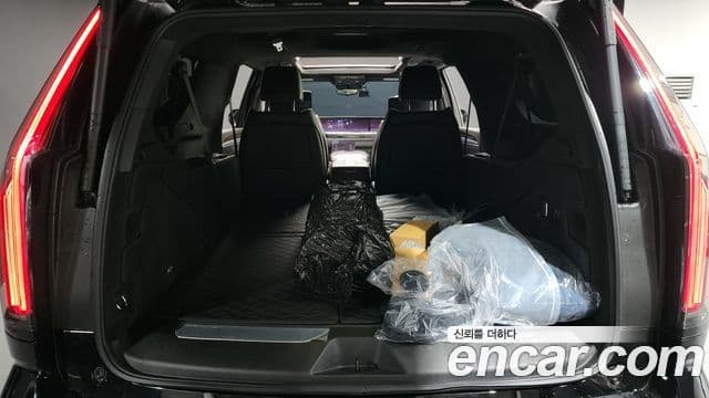 Cadillac Escalade 5세대 ESV Sport Platinum, 2025 20