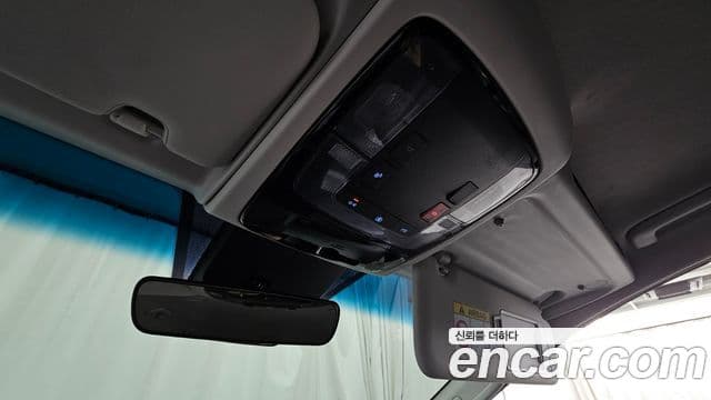 Hyundai Staria Modern, 2023 17