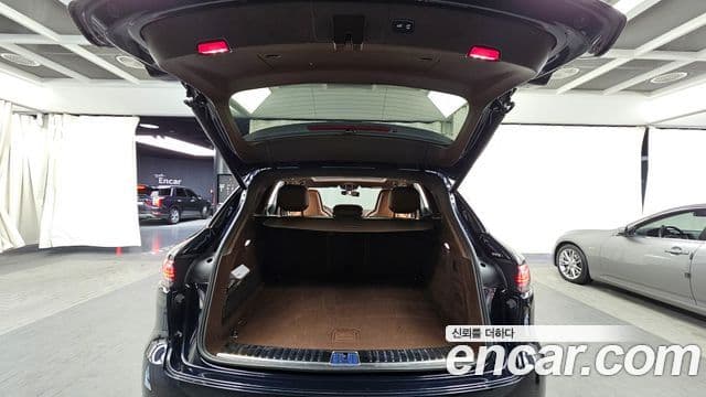 Porsche Cayenne (PO536) 3.0 E-гибрид, 2022 20