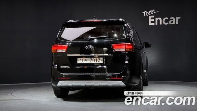 Kia All New Carnival Special, 2018 4