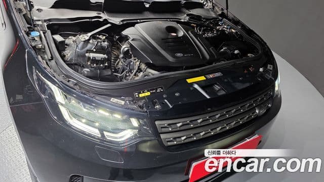 Land Rover Discovery 5 2.0 SD4 SE, 2020 6