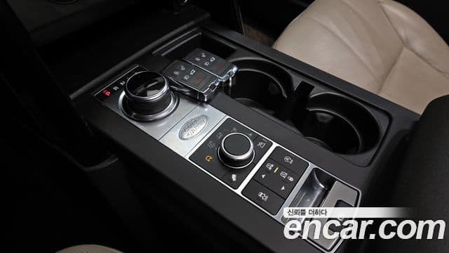 Land Rover Discovery 5 2.0 SD4 SE, 2020 9