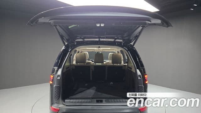 Land Rover Discovery 5 2.0 SD4 SE, 2020 20