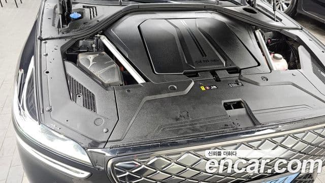 Genesis electrified GV70 e-AWD, 2022 6