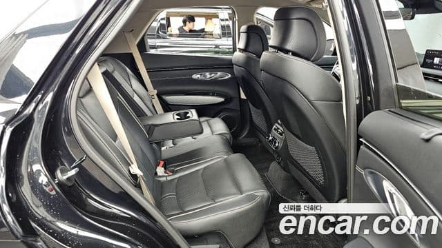 Genesis electrified GV70 e-AWD, 2022 12