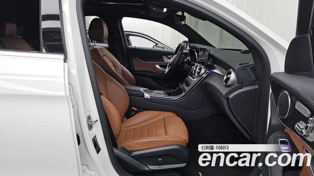 Mercedes-Benz GLC-класс X253 GLC300 4MATIC купе, 2023 11