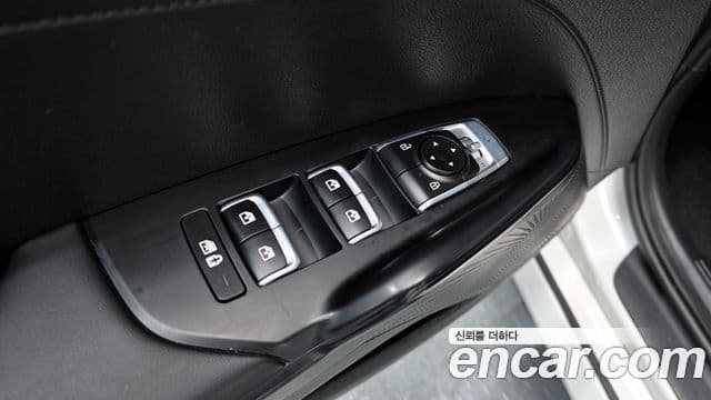 Kia K5 3세대 Trendy, 2023 11