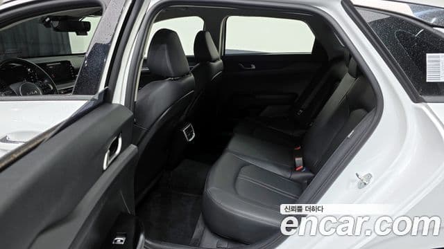 Kia K5 3세대 Trendy, 2023 18