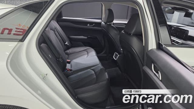 Kia K5 3세대 Trendy, 2023 19