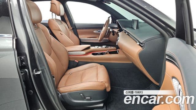 Genesis GV70, 2022 11