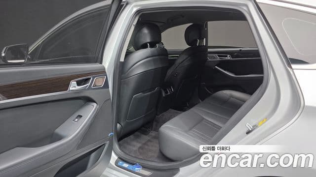 Genesis G80 Prestige, 2017 17