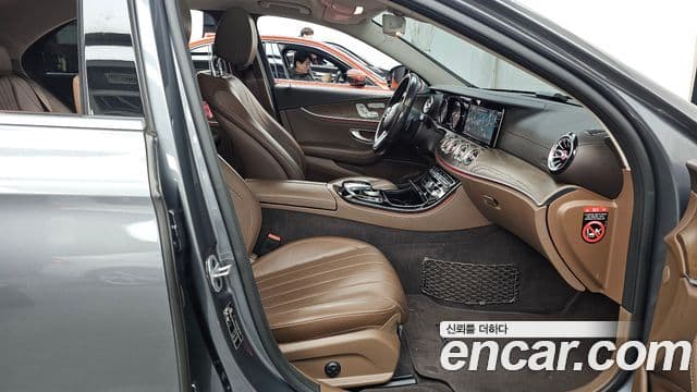 Mercedes-Benz E-класс W213 Exclusive, 2019 11
