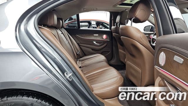 Mercedes-Benz E-класс W213 Exclusive, 2019 12