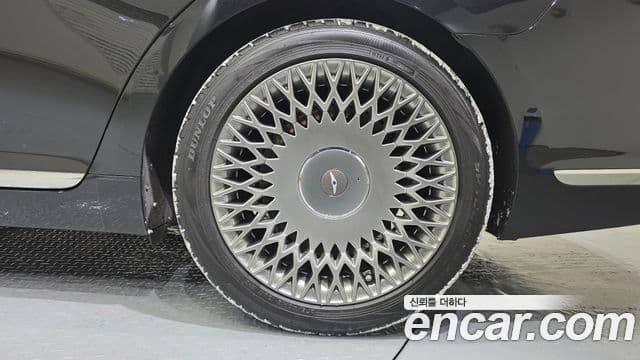 Genesis G90 Premium Luxury, 2019 все фото