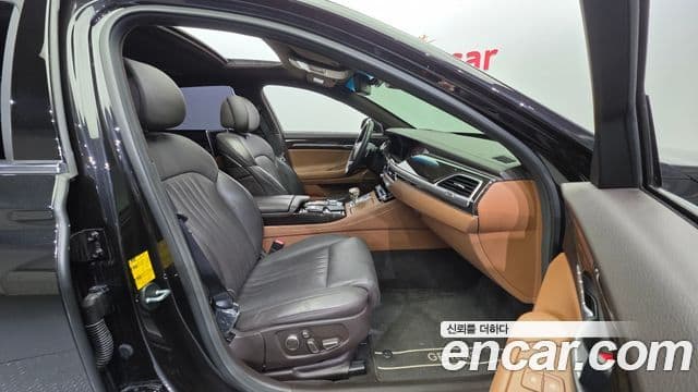 Genesis G90 Premium Luxury, 2019 10