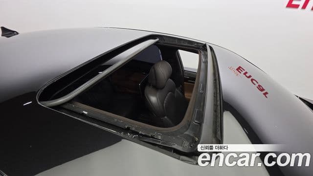 Genesis G90 Premium Luxury, 2019 12