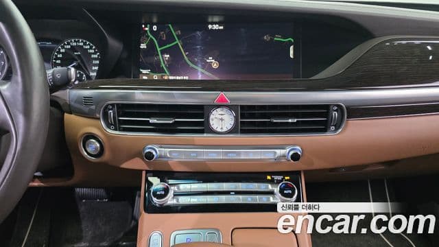 Genesis G90 Premium Luxury, 2019 15