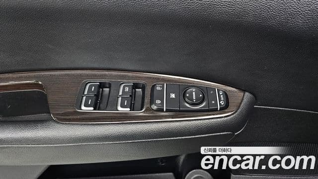 Kia K5 2세대 Noblesse, 2016 18