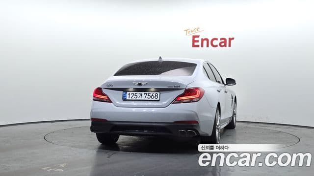 Genesis G70 Elite, 2019 4