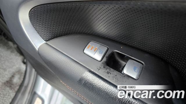 Genesis G70 Elite, 2019 19