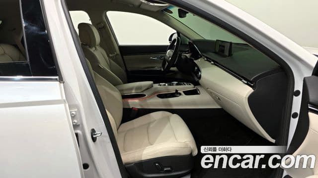 Genesis GV70, 2023 11