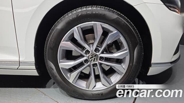 Volkswagen Passat GT(B8) Premium, 2022 все фото