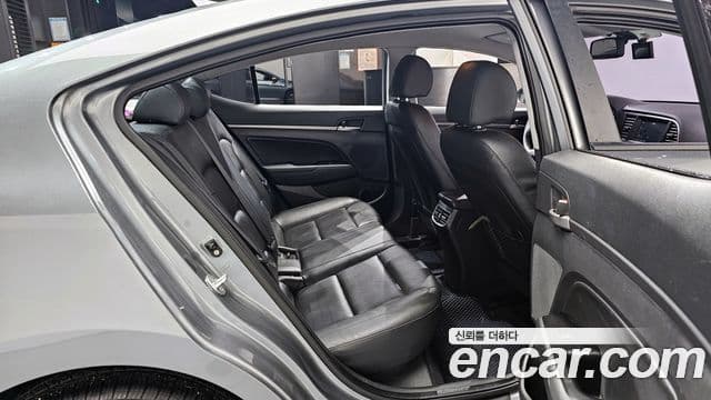 Hyundai Avante AD 1.6 GDI Smart, 2017 12