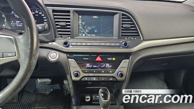 Hyundai Avante AD 1.6 GDI Smart, 2017 15
