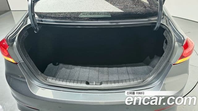 Hyundai Avante AD 1.6 GDI Smart, 2017 20