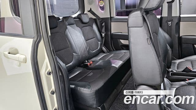 Kia Ray Deluxe, 2014 13