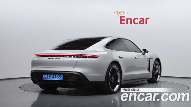 Porsche 타이칸 4S, 2021 2
