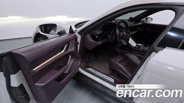 Porsche 타이칸 4S, 2021 10