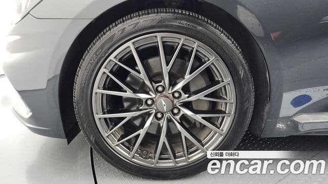 Genesis G80 Prestige, 2018 все фото