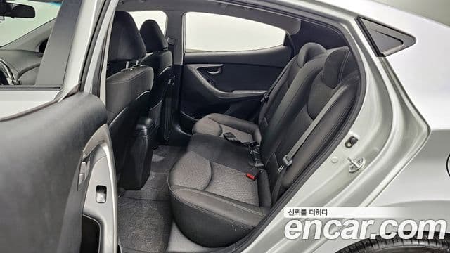 Hyundai Avante MD Luxury, 2012 11