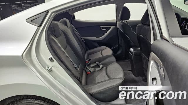 Hyundai Avante MD Luxury, 2012 12