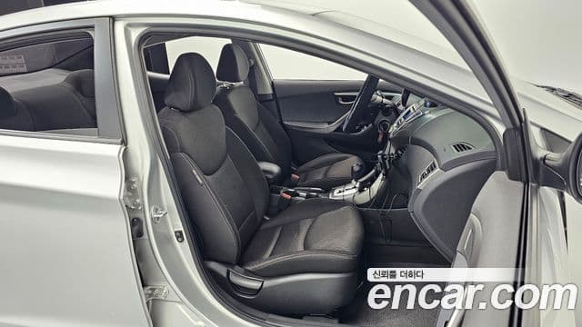 Hyundai Avante MD Luxury, 2012 13