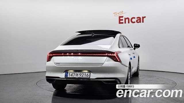 Kia K8 Trendy(арендный автомобиль), 2023 4