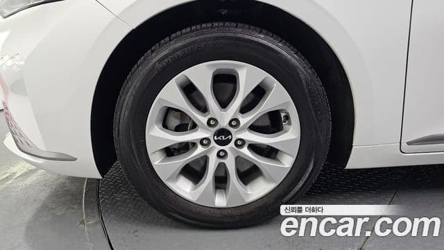 Kia K8 Trendy(арендный автомобиль), 2023 все фото