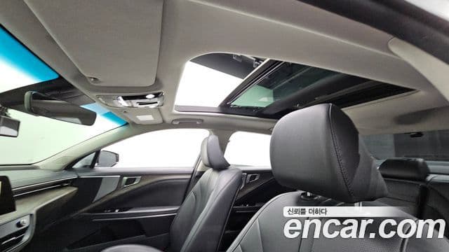 Kia K8 Trendy(арендный автомобиль), 2023 19