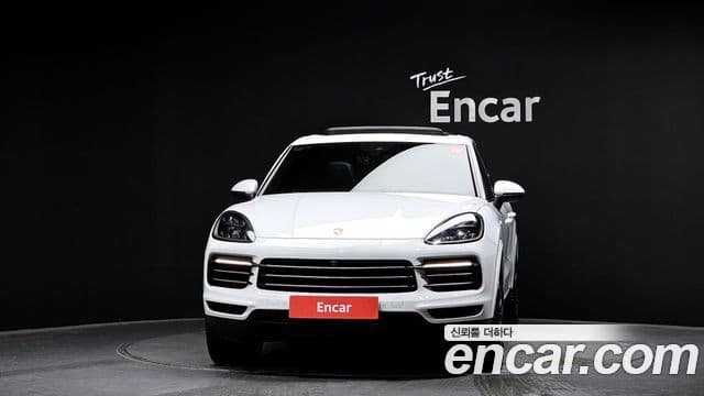 Porsche Cayenne (PO536), 2021 3