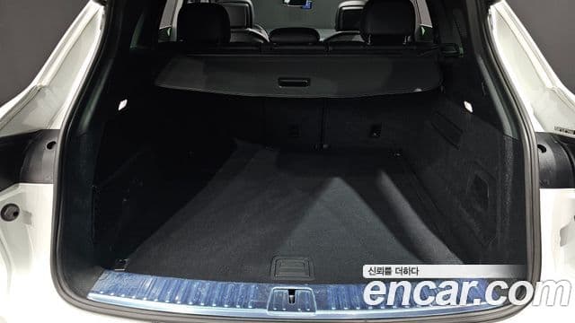 Porsche Cayenne (PO536), 2021 20