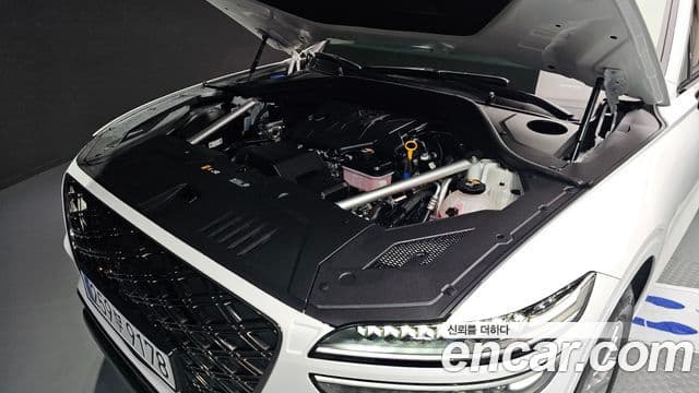 Genesis GV70, 2025 6