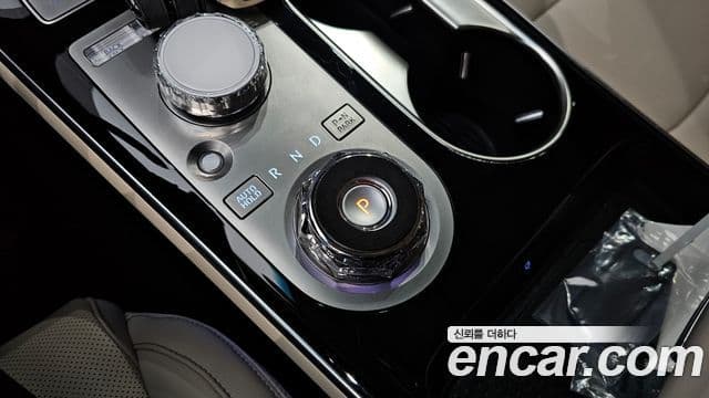 Genesis GV70, 2025 9