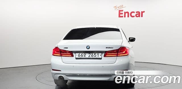 BMW 5시리즈 (G30) 530i xDrive Luxury Plus, 2018 4