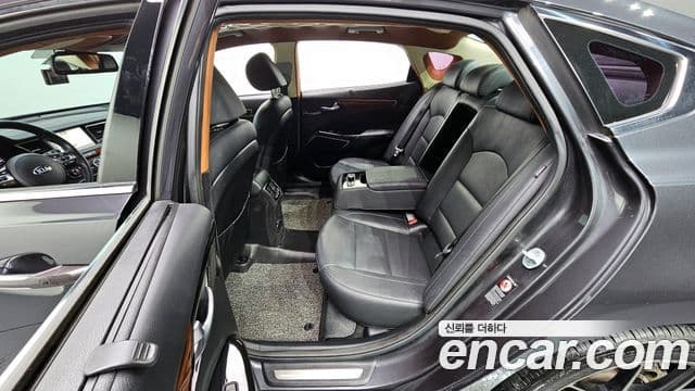 Kia All New K7 Prestige, 2016 11