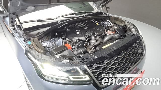 Land Rover Range Rover Velar 3.0 D300 R-Dynamic SE, 2018 6