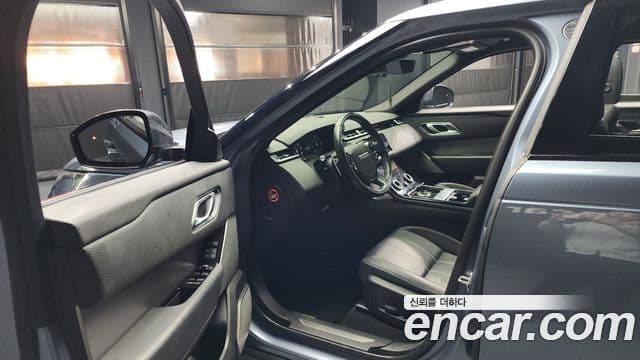 Land Rover Range Rover Velar 3.0 D300 R-Dynamic SE, 2018 10