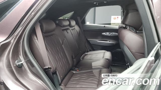 Genesis GV70, 2023 12